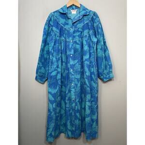Vintage Buzz About Size Small Blue Kaftan Robe Housecoat Grandma Cottagecore